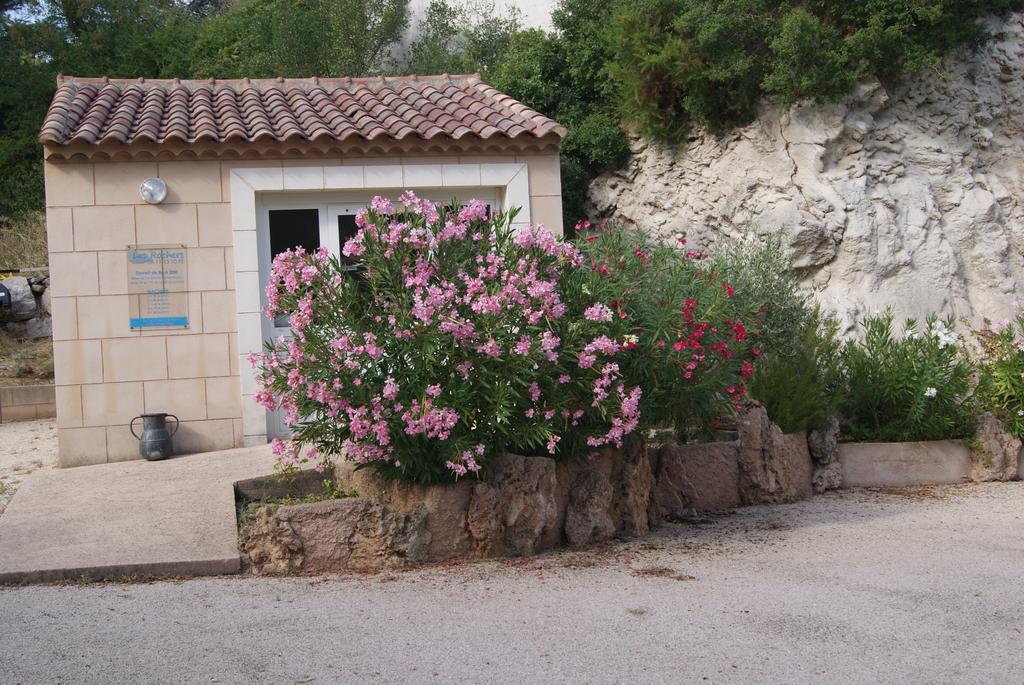 Appart'Hôtel Les Rochers Auriol Extérieur photo