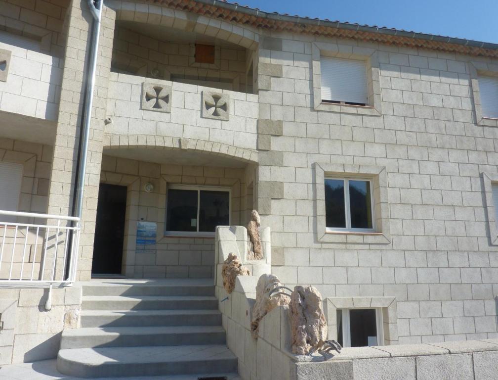 Appart'Hôtel Les Rochers Auriol Extérieur photo