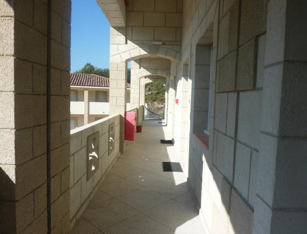 Appart'Hôtel Les Rochers Auriol Extérieur photo