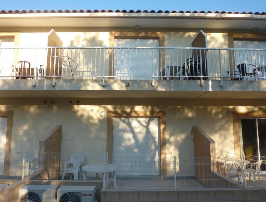 Appart'Hôtel Les Rochers Auriol Extérieur photo