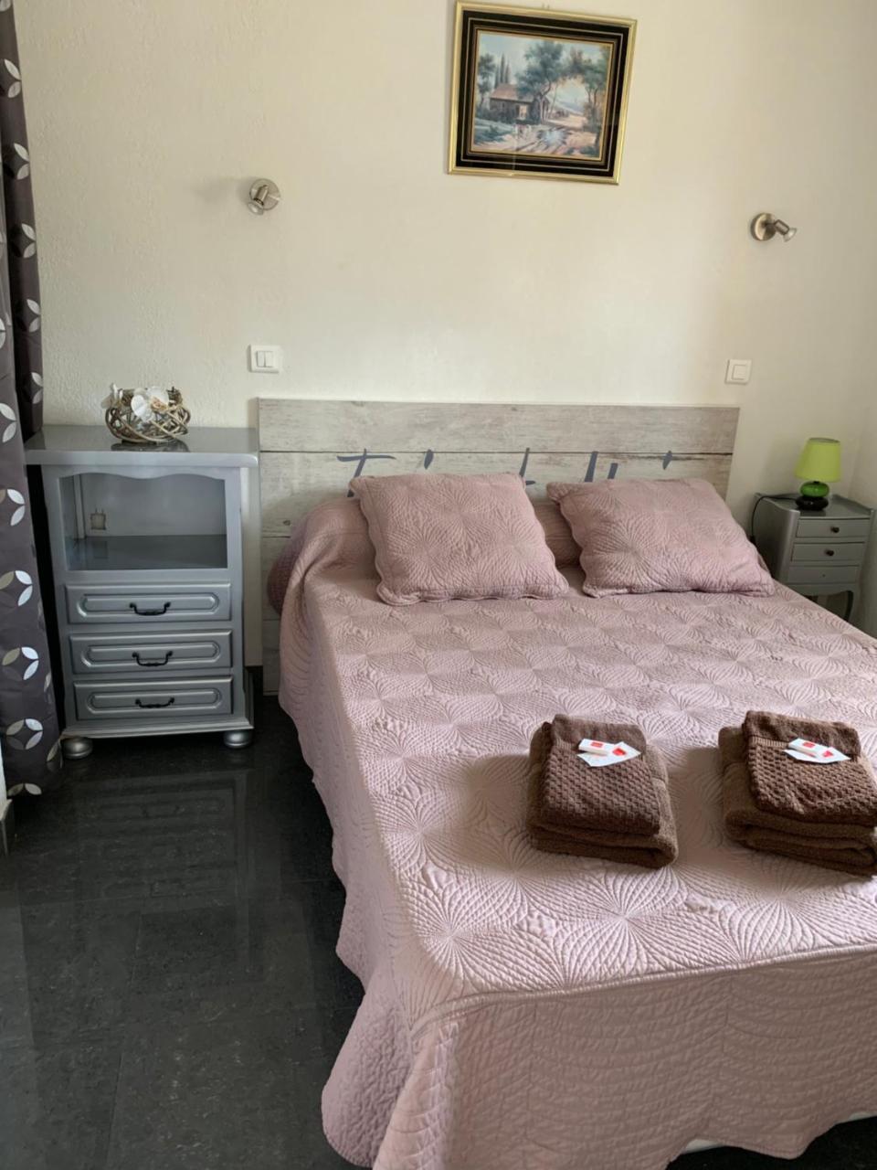 Appart'Hôtel Les Rochers Auriol Extérieur photo